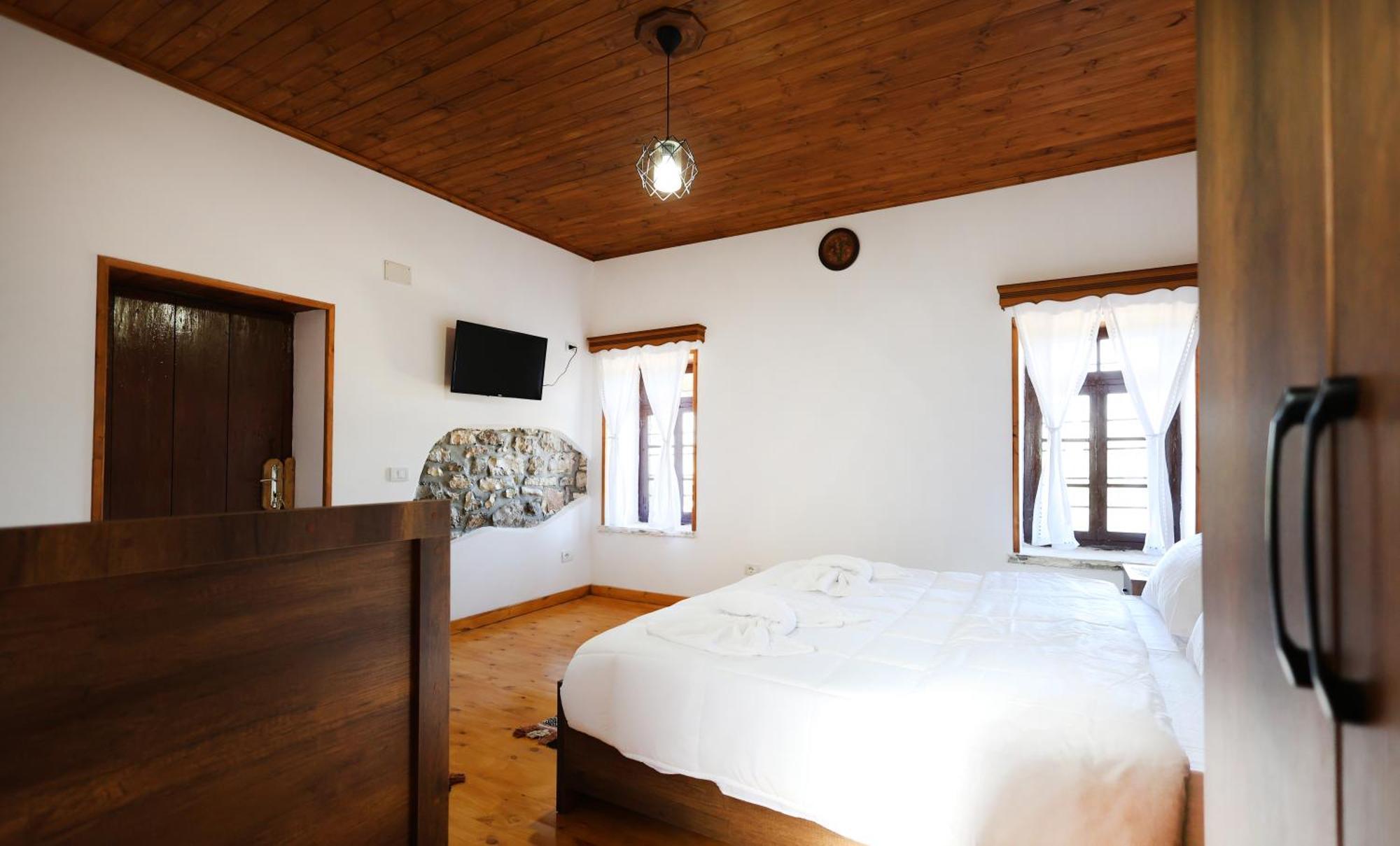 Villa Shpiragu Village Experience Берат Екстер'єр фото