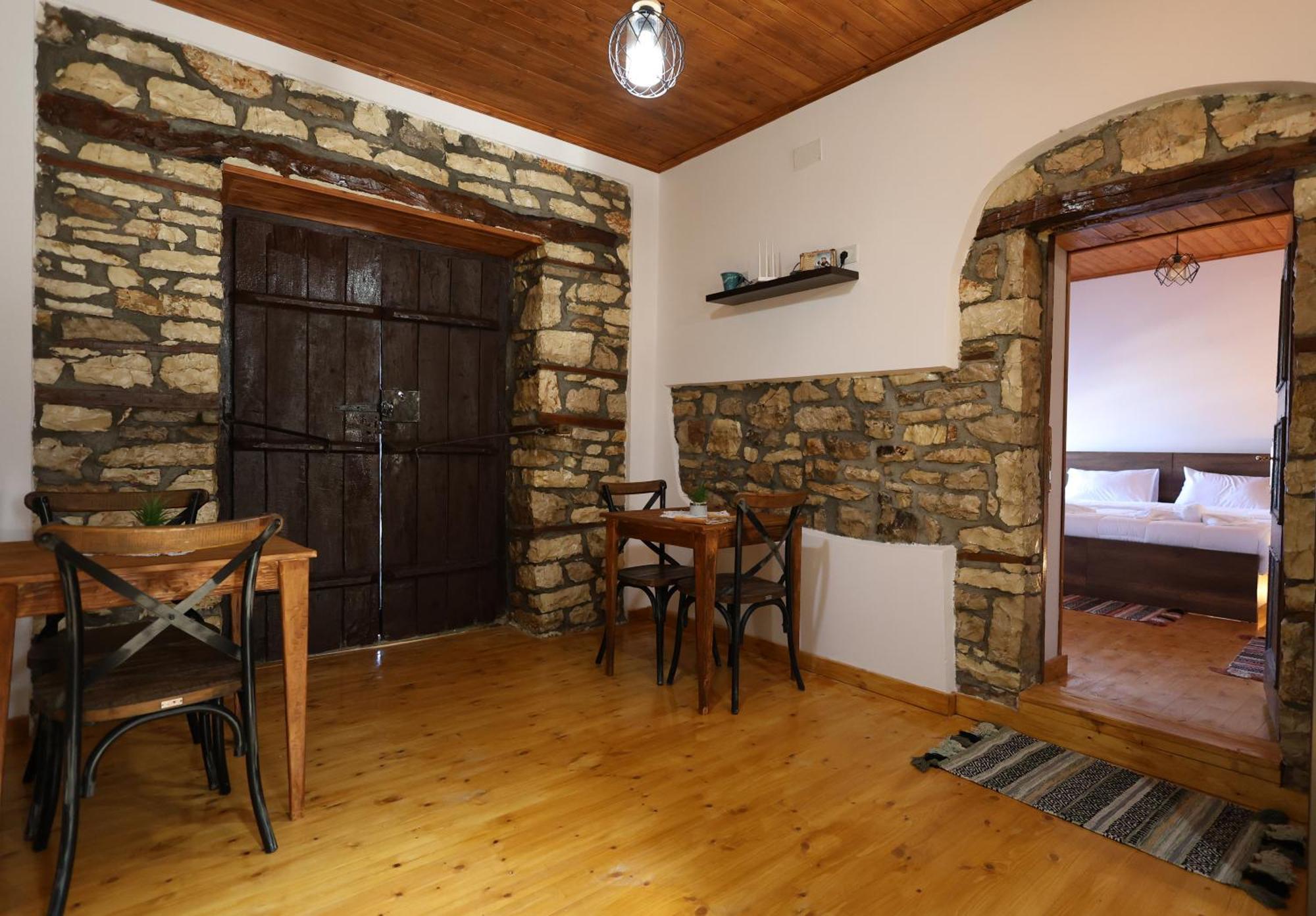 Villa Shpiragu Village Experience Берат Екстер'єр фото