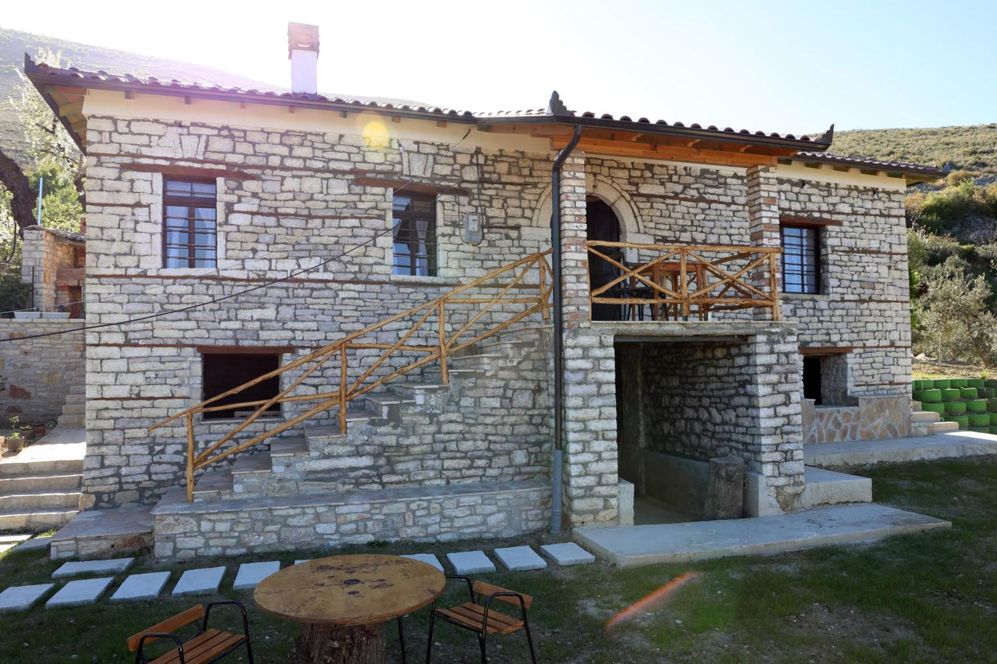 Villa Shpiragu Village Experience Берат Екстер'єр фото