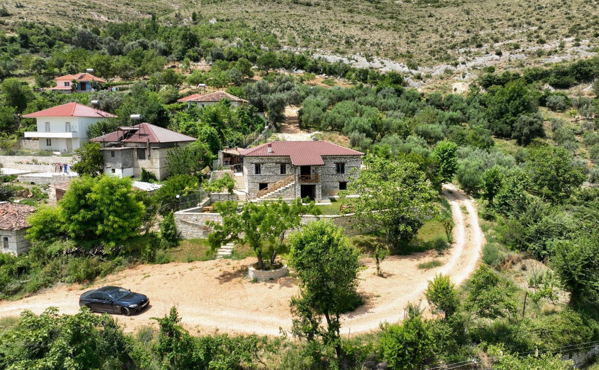 Villa Shpiragu Village Experience Берат Екстер'єр фото